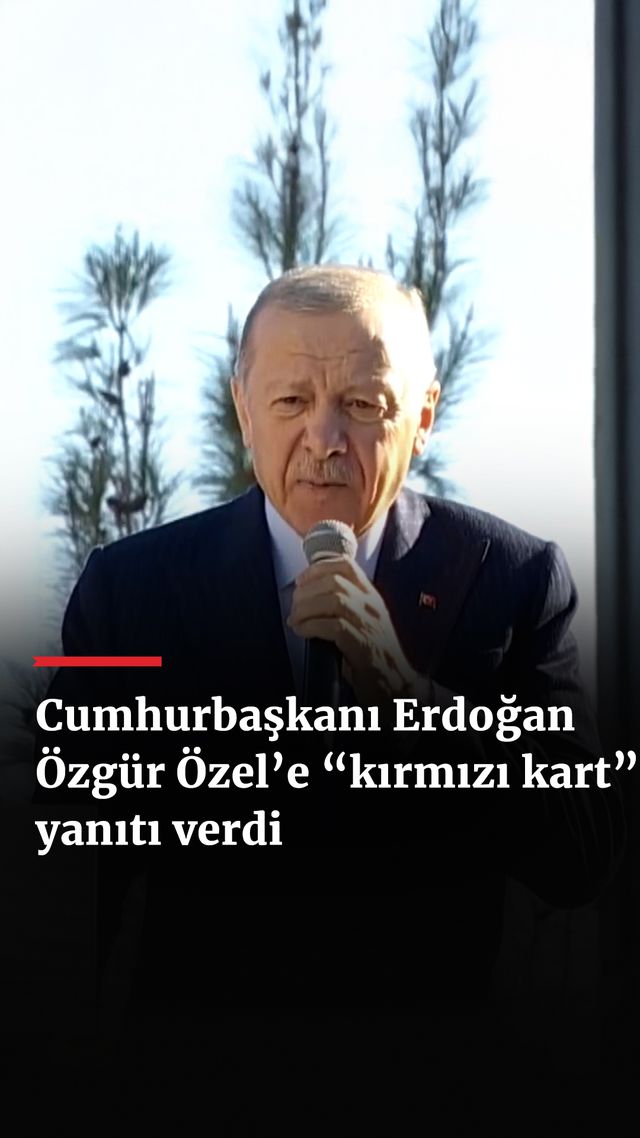 https://foto.haberler.com/haber/2025/01/18/cumhurbaskani-erdogan-ozgur-ozele-kirmizi-kart-yaniti-verdi_650_o.jpg