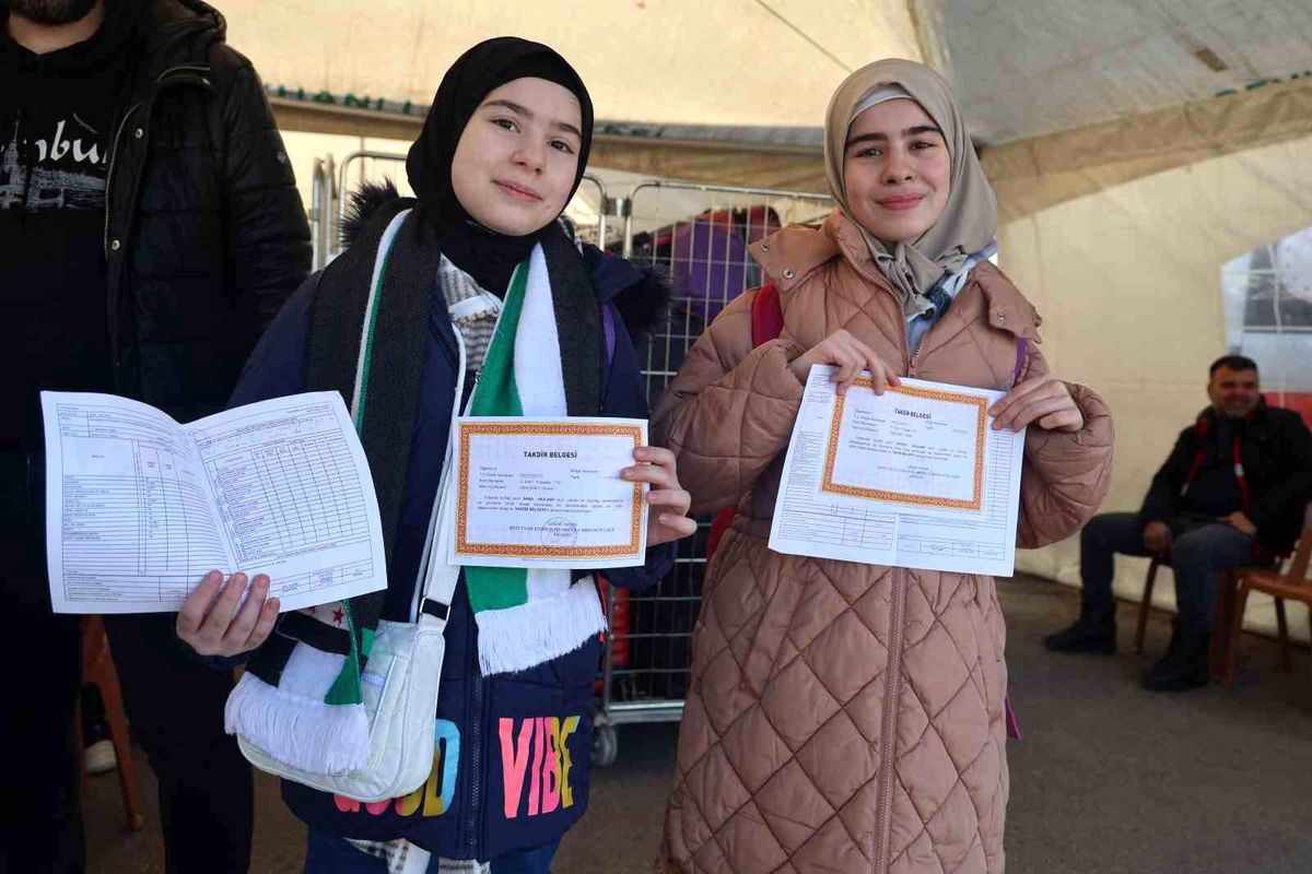 Suriyeli Kardeşler Yıllar Sonra Ülkelerine Dönüyor
