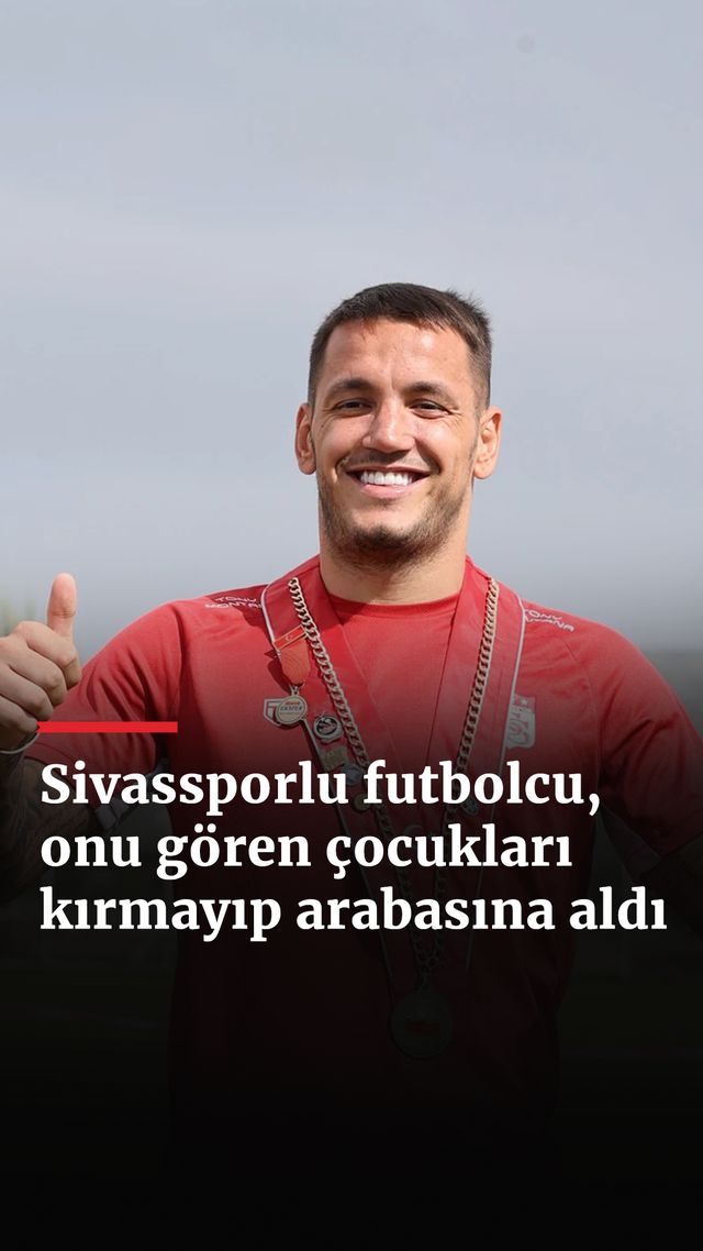 https://foto.haberler.com/haber/2025/01/19/rey-manaj-yolda-onu-goren-cocuklari-arabasina-aldi_2987_o.jpg