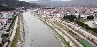 Yeşilırmak Nehri'ndeki Kirlilik, Bölge Sakinlerini Tedirgin Ediyor