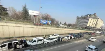 Bursa'da 7 Aracın Karıştığı Zincirleme Kaza