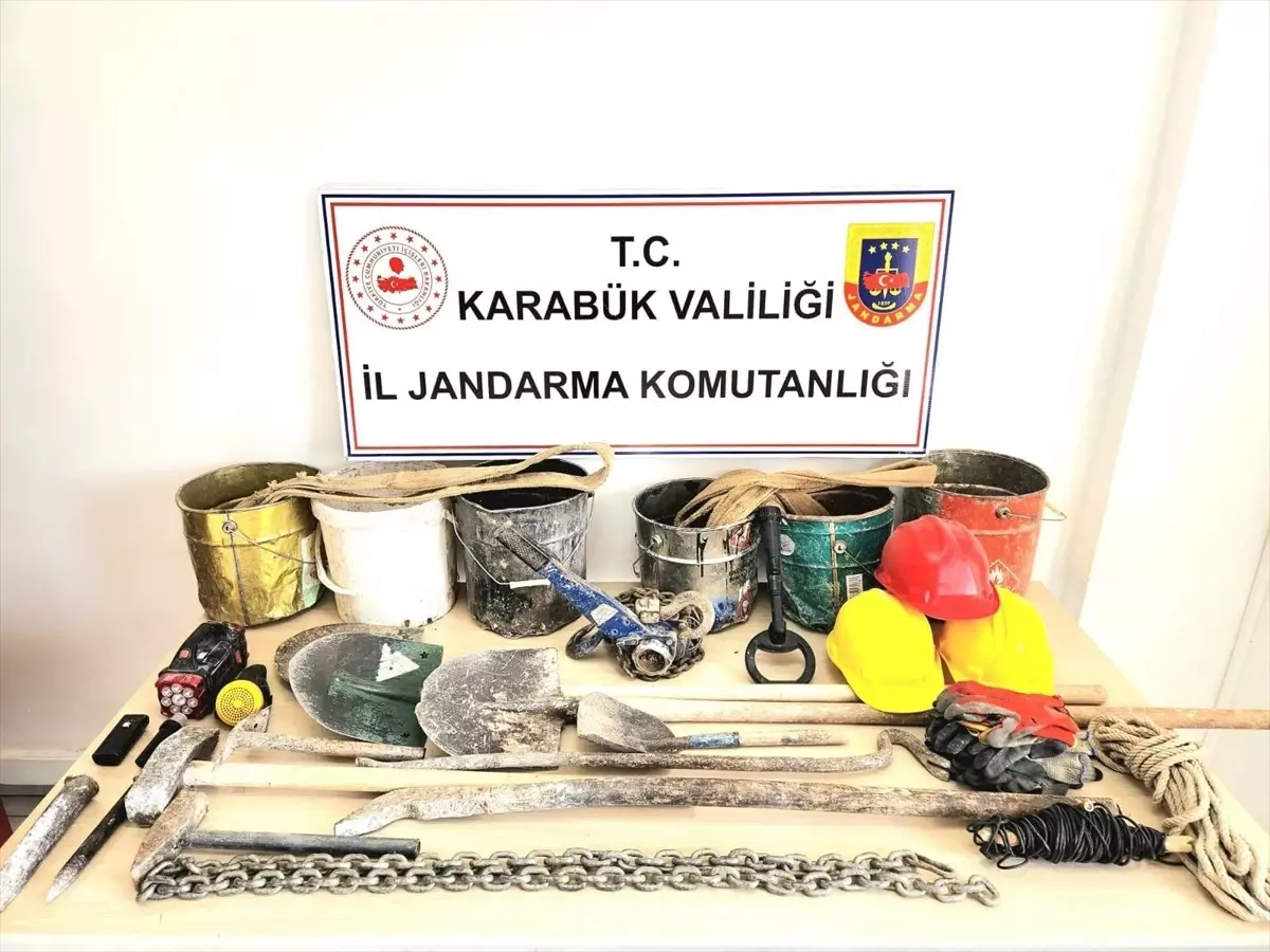 Karabük'te Kaçak Kazı Yapan 5 Şüpheli Gözaltına Alındı