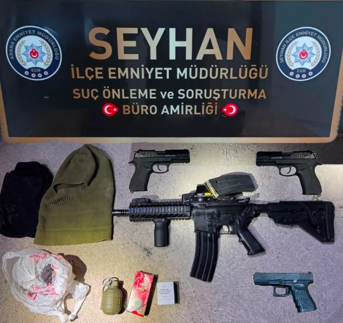 Adana'da Ruhsatsız Silah Operasyonu: 3 Gözaltı