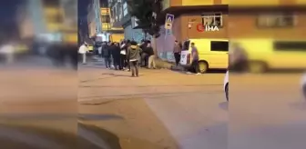 Arnavutköy'de Kaza Sonrası Tekmeli Yumruklu Kavga