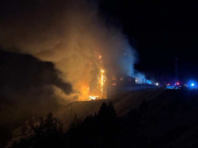 Fire at the hotel in Bolu Kartalkaya Ski Resort