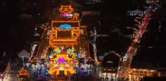 Nanjing'de 39. Qinhuai Fener Festivali Işıklandırma Töreni Yapıldı