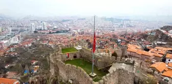 Ankara'da milli yas nedeniyle yarıya indirilen bayraklar havadan görüntülendi