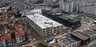 Sakarya'da Hastane Yakınlarında Katlı Otopark İnşası Devam Ediyor