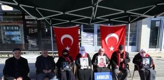 Muş'ta Aileler, PKK'dan Kaçırılan Çocukları İçin Eylemlerine Devam Ediyor