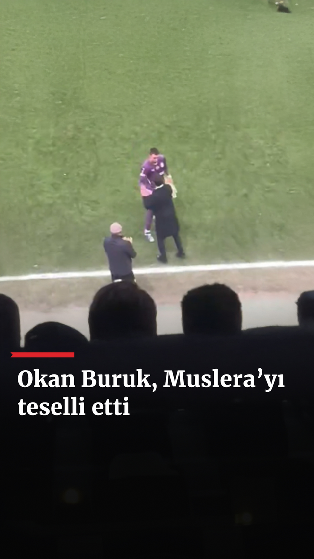 https://foto.haberler.com/haber/2025/01/22/taraftarin-tepki-gosterdigi-musleranin-hareketi-dikkat-cekti_4572_o.jpg