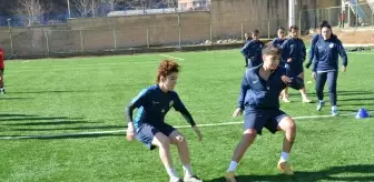 Yüksekova Spor Kadın Futbol Takımı, Namağlup Şampiyonluk Hedefliyor