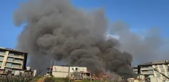 Üsküdar'da İnşaat Sahasında Yangın