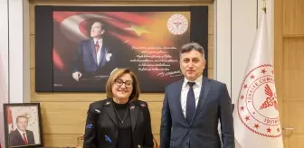 Fatma Şahin ve Dr. Beytullah Şahin Sağlık İşbirliğini Geliştiriyor