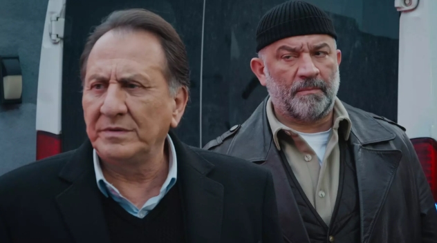 Arka Sokaklar 698. Bölüm fragmanı yayınlandı mı? Arka Sokaklar yeni bölüm fragmanı izleme linki var mı?
