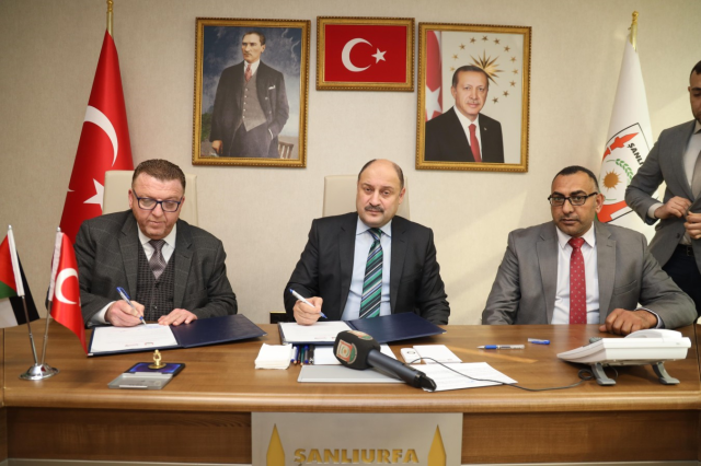 Şanlıurfa ve El-Halil Arasındaki Kardeş Şehir Protokolü Yenilendi Şanlıurfa ve El-Halil Arasındaki Kardeş Şehir Protokolü Yenilendi