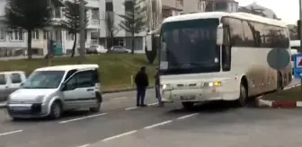 Kütahya'da Trafik Kazasında Bir Kişi Yaralandı