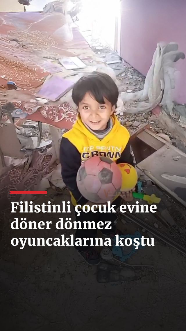 https://foto.haberler.com/haber/2025/01/25/evine-donen-filistinli-cocuk-oyuncaklarina-kostu_9824_o.jpg