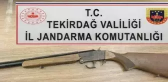 Hayrabolu'da Ruhsatsız Tüfek ve Uyuşturucu Ele Geçirildi