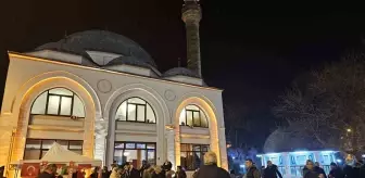 Miraç Kandili'nde Bandırma Cami'ler Dolup Taşdı