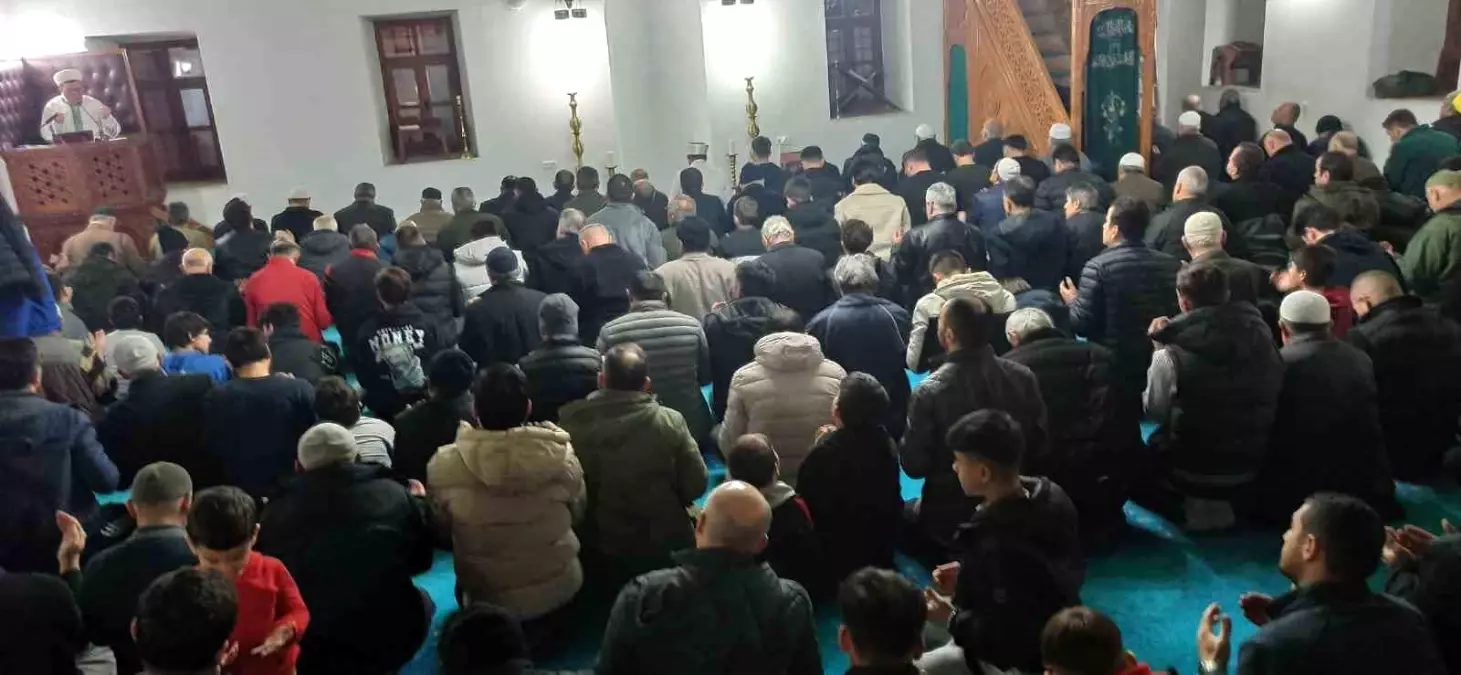 Devrek'te Miraç Kandili Coşkuyla Kutlandı
