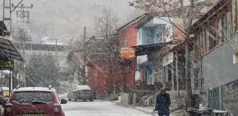 Erzurum, Ardahan ve Kars'ta Kar Yağışı Etkili Oluyor