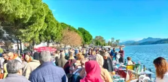 Köyceğiz İkinci El Pazarı'na Yoğun İlgi