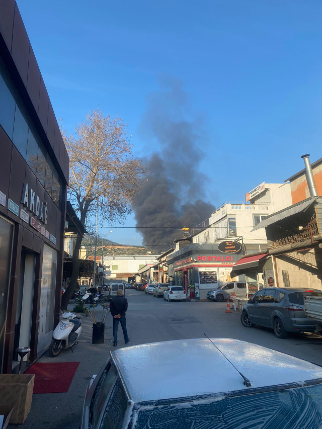 Fire at a 9-story hotel construction site in Antalya! Workers are trapped