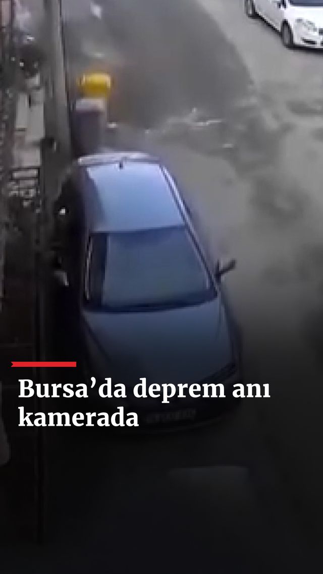 https://foto.haberler.com/haber/2025/01/27/bursada-deprem-ani-kamerada_568_o.jpg