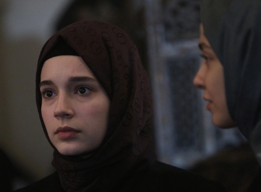Kızıl Goncalar 35. bölüm tek parça, full izle NOW TV!
