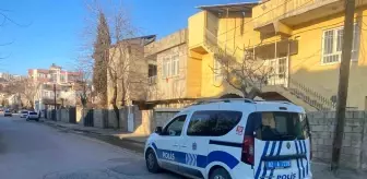 Adıyaman'da Bıçaklı ve Sopalı Saldırı: Bir Kişi Hastanelik Oldu