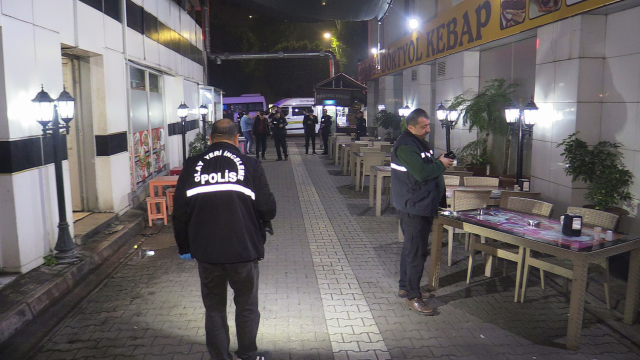 A gang war broke out under the assassination at the kebab shop in Adana