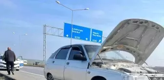 Kırklareli'nde Seyir Halindeki Otomobilde Yangın