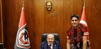 Gaziantep FK, İzzet Ali Erdal'ı Transfer Etti