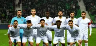 Manisa FK, Sakaryaspor'u Deplasmanda Yenerek Rahat Bir Nefes Aldı