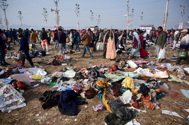 Stampede at the world's largest religious ceremony! There are dead and injured