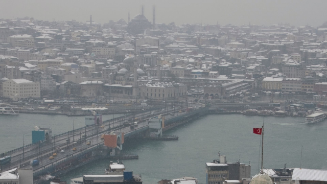 İstanbul'da kar var mı? Meteoroloji'den İstanbul'a kar yağışı için tarih verdi!