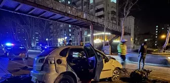 Kahramanmaraş'ta Otomobilin Aydınlatma Direğine Çarpması Sonucu 3 Yaralı