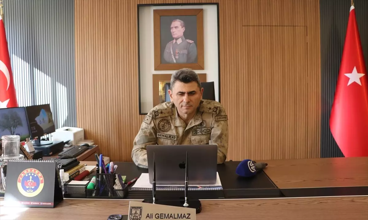 Tuğgeneral Gemalmaz, AA'nın 2024 Yılın Kareleri Oylamasına Katıldı