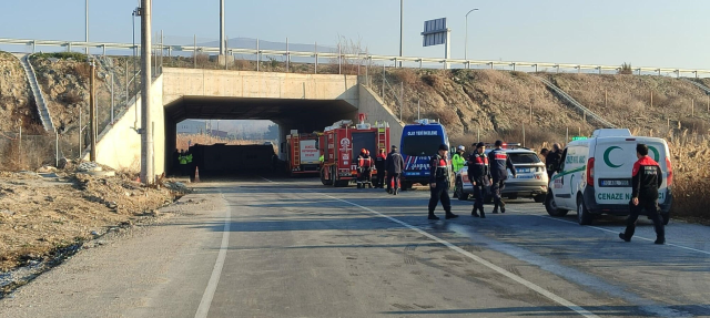 Minibus Overturned on Aydın Highway: 4 Workers Lost Their Lives