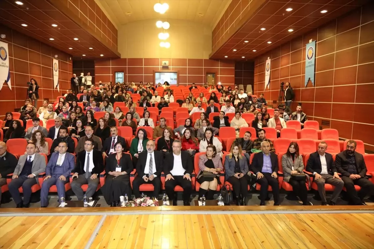 Diyarbakır'da Genç Kadınlar Projesi Etkinliği Düzenlendi