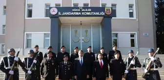 Düzce Valisi Selçuk Aslan, Jandarma Teşkilatıyla Bir Araya Geldi