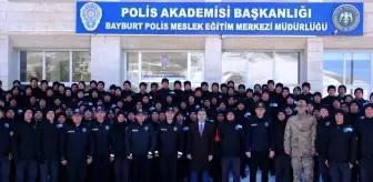 Bayburt Valisi Eldivan, Polis Adaylarıyla Bir Araya Geldi