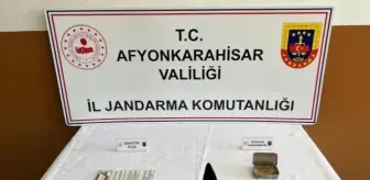 Afyonkarahisar'da Uyuşturucu Operasyonu: 3 Kişi Gözaltına Alındı