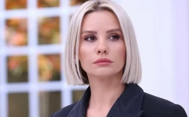 Esra Erol bitti mi, yayından kaldırıldı mı, final mi yaptı?