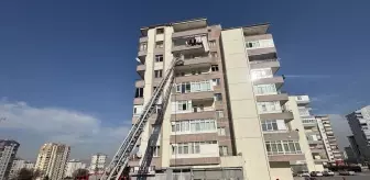 Kayseri'de Apartmanda Yangın: 1 Kişi Hastaneye Kaldırıldı