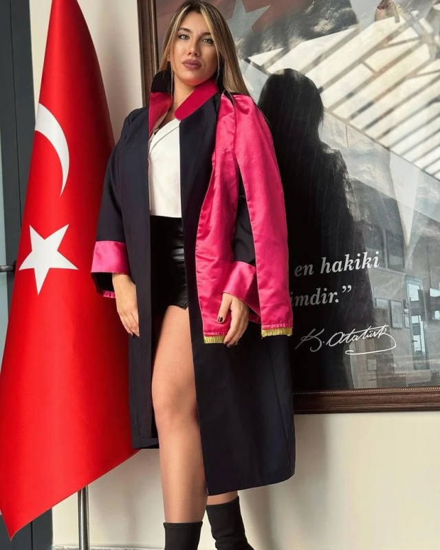 Cinsel ilişki videosu ortaya çıkan Türk hakem cübbeyi giydi Cinsel ilişki videosu ortaya çıkan Türk hakem cübbeyi giydi