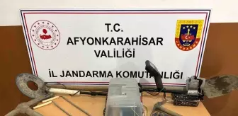 Afyonkarahisar'da Kaçak Kazı Yapan Şahıslar Suçüstü Yakalandı