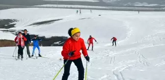 Muş'ta Kayaklı Koşu Takımı Antrenmanlarına Devam Ediyor