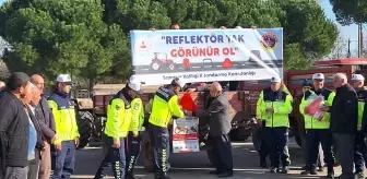 Bafra'da Çiftçilere Trafik Eğitimi ve Reflektör Dağıtımı