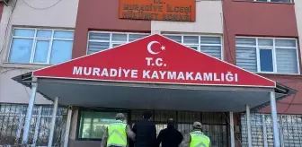 Van'da Düzensiz Göçmenler Yakalandı, İki Şüpheli Tutuklandı